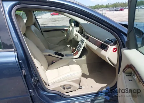 2008 Volvo Xc70 3.2 from USA, damaged, VIN YV4BZ982181036744